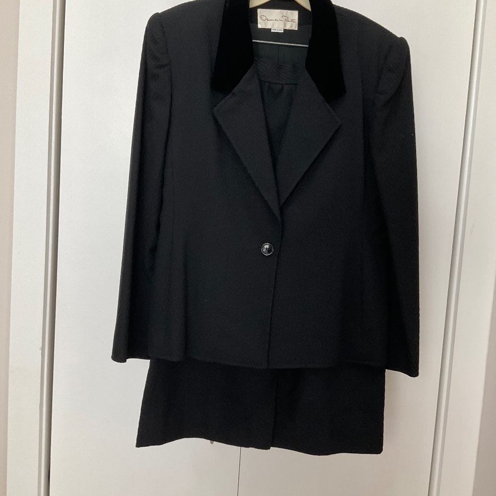 Oscar de la Renta Vintage Tuxedo-styled black cocktail suit